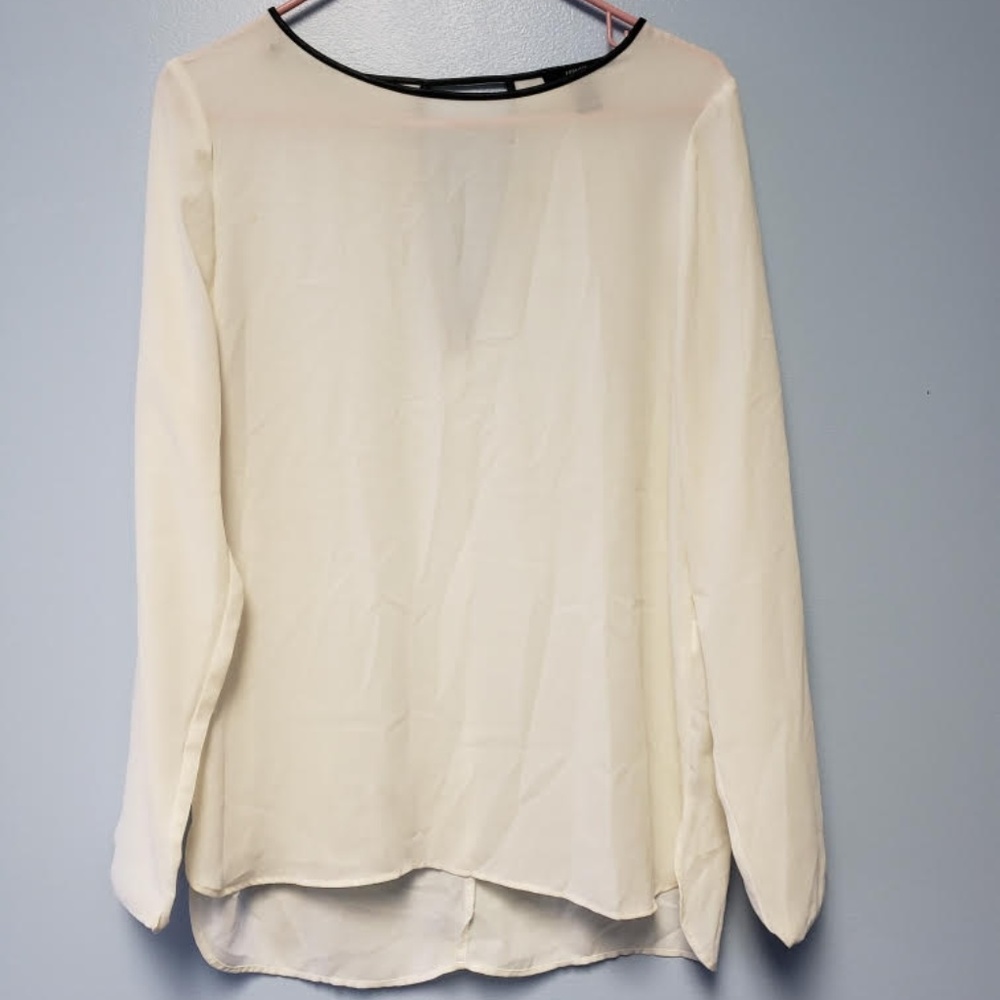 Forever 21 White Blouse Black Lined neck - Size L